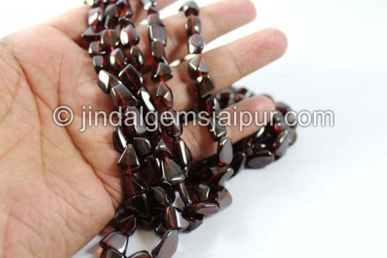 Garnet Far Smooth Nuggets Shape Beads